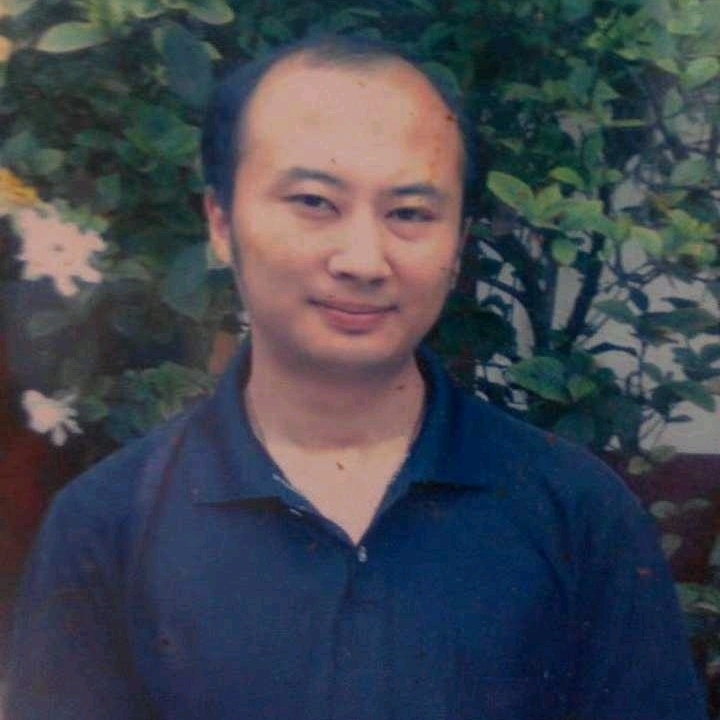 石峰里的生命的第一张照片--金堂蓝颜知己交友网